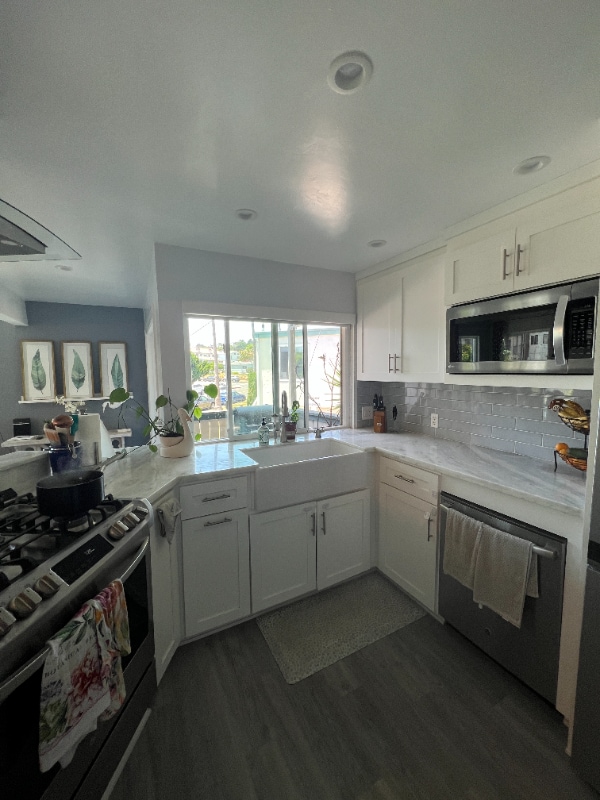 Photo - 4763 Lamont St