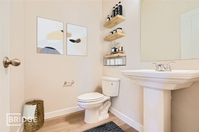 Photo - 2210 Hopper Ln