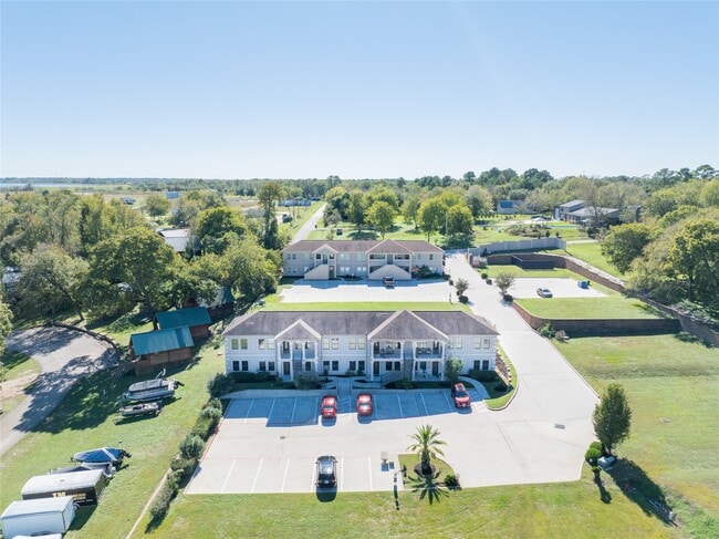 Building Photo - 13165 Snow Ln Unit 6