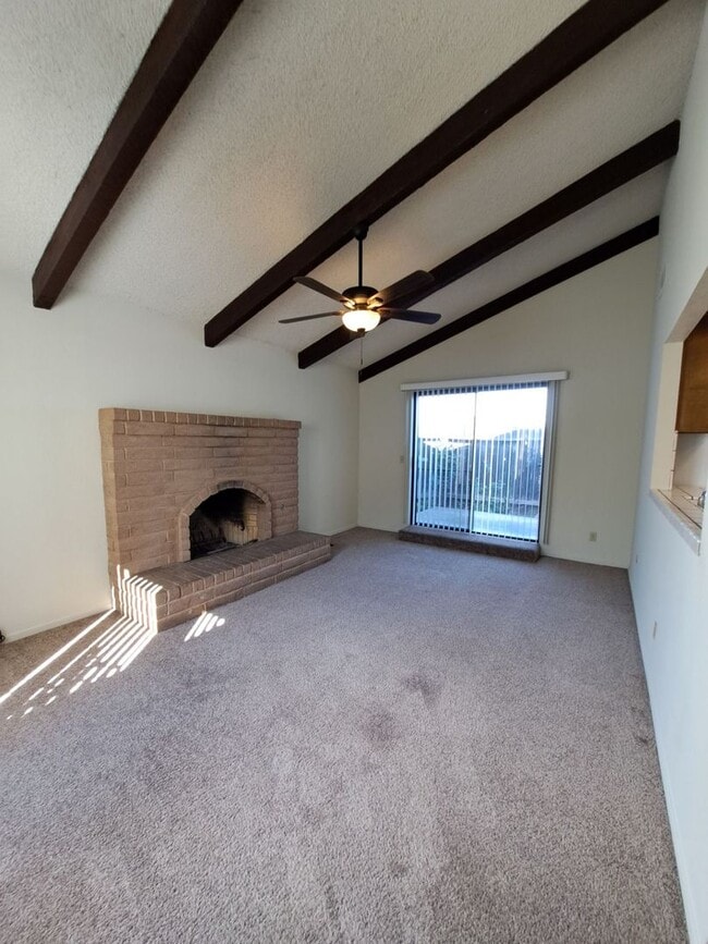 Photo - 4593 N Emerson Ave Unit 101