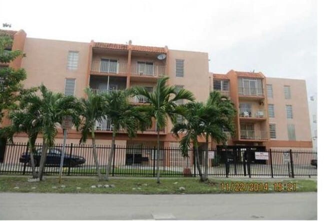 Building Photo - 6130 W 19th Ave Unit 307 Rental