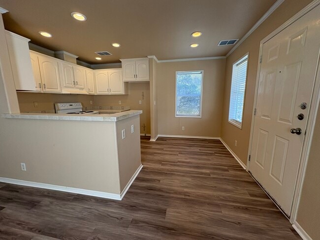 10002 Sugarvine Ln