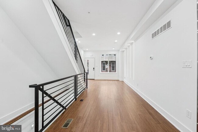 Photo - 2602 Earp St