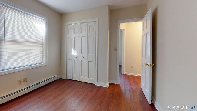 Photo - 37 Landin St Unit 1R