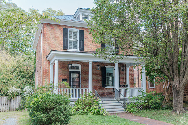 Building Photo - 111 Altamont Cir Rental