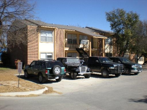 Cedar Hills - Cedar Hills Apartments