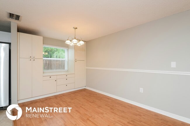 Photo - 4516 Selma St