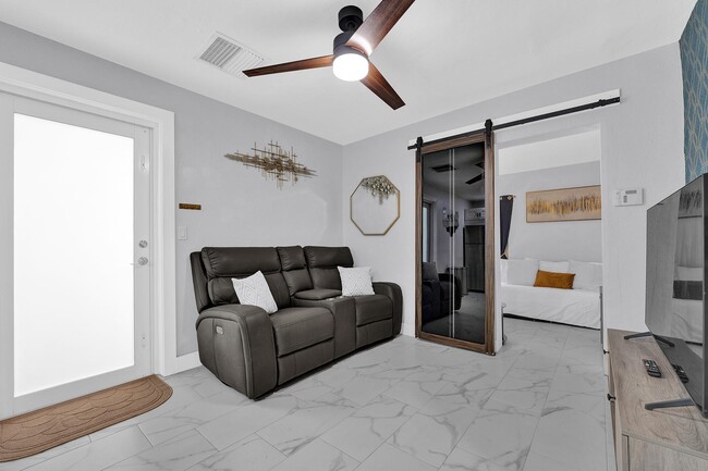 Photo - 2440 SW 19th Ave Unit Cozy Tropical Oasis