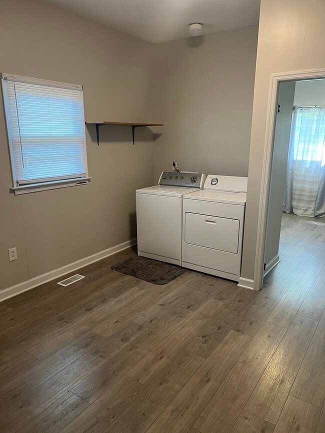 Photo - 1028 Cleveland St