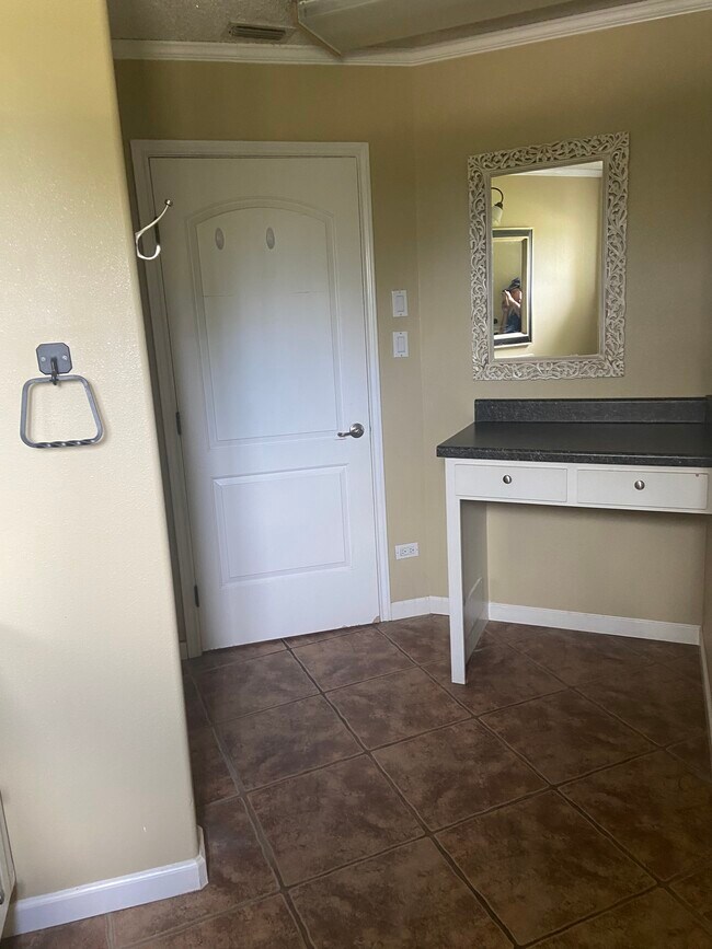 Photo - 1331 Hinch Dr