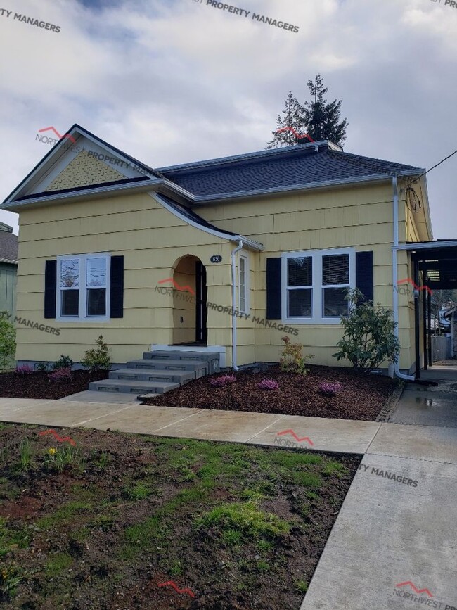 Building Photo - STATUS: AVAILABLE | R261B | $1750