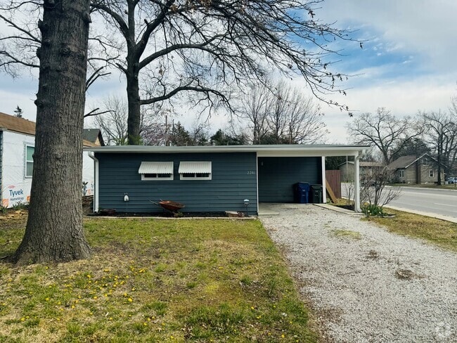 Building Photo - 2246 Tennessee St Rental