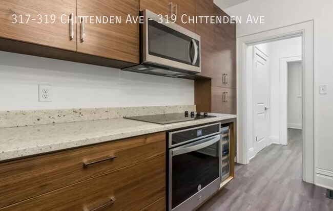 Photo - Available Fall 2023-2024 Unit 319 Chittenden Ave