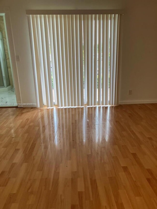 Photo - 1303 Partridge Close