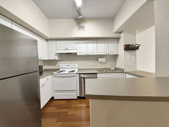 Photo - 402 S Armenia Ave Unit 134