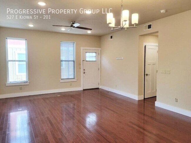 Photo - 527 E Kiowa St Unit 527EK-201