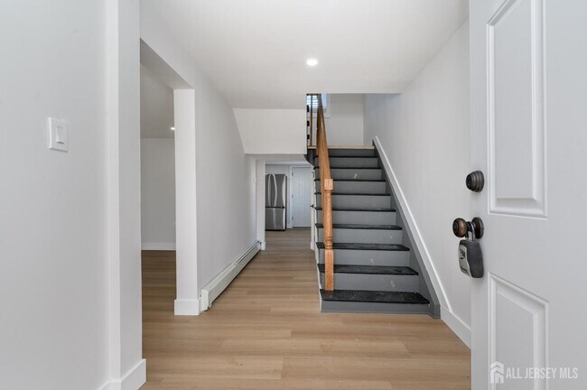 Photo - 8 Orchard St