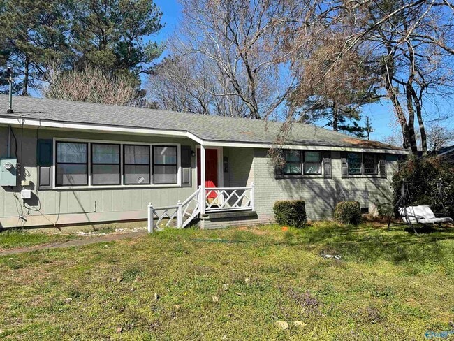 Photo - 709 Marion Dr