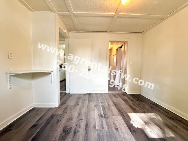 Photo - 2014 Cortland Ave Unit 2014-B Cortland Ave