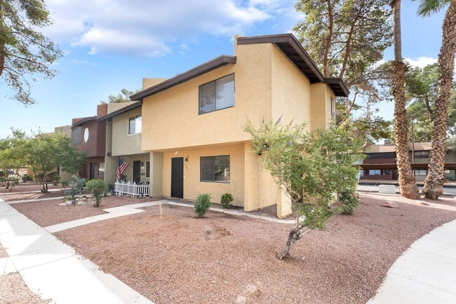 Photo - FULLY Remodeled 3-Bedroom Townhouse