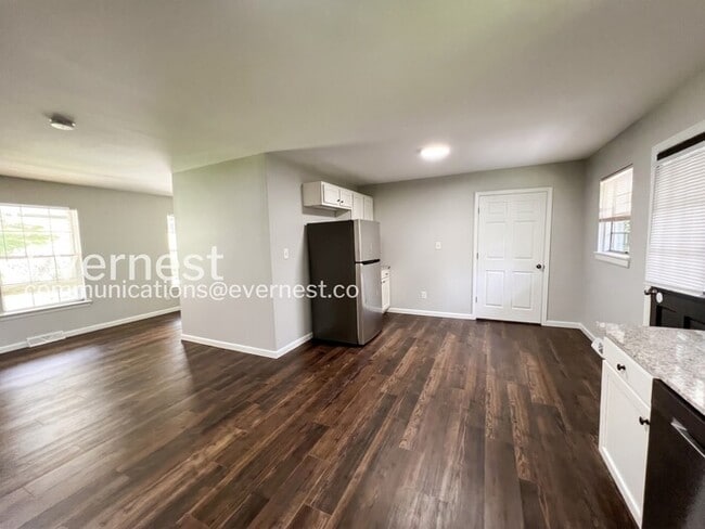 Photo - 222 Rebecca Dr
