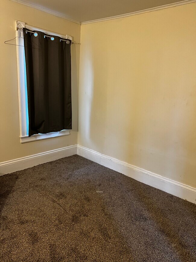 2436 Guilderland Ave Apartments Schenectady, NY