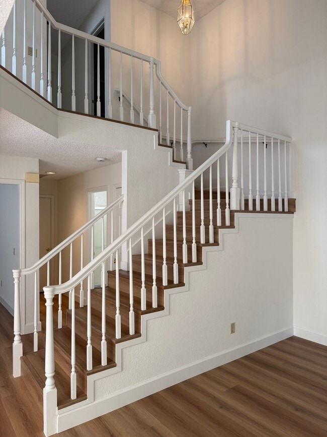 Photo - 230 Bridgeside Cir