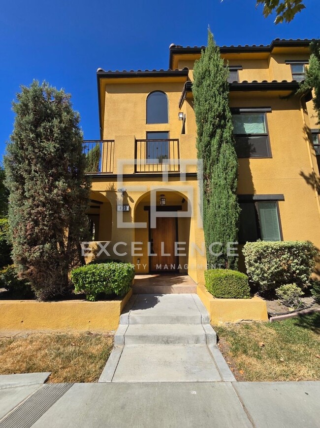 3/3.5 Townhouse with 2 Car Garage, 2 Maste... - 3/3.5 Townhouse with 2 Car Garage, 2 Maste...
