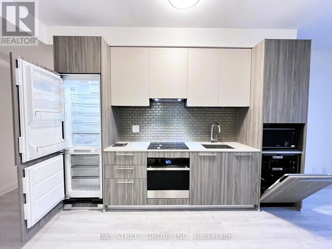 Photo - 65 Broadway Ave Unité 1211