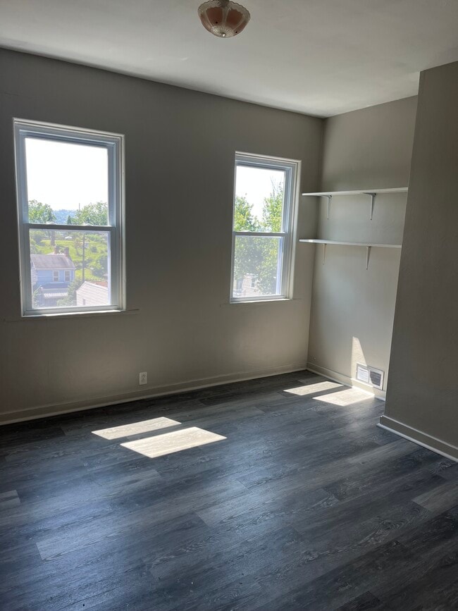 Dormitorio - 30 Yoder St