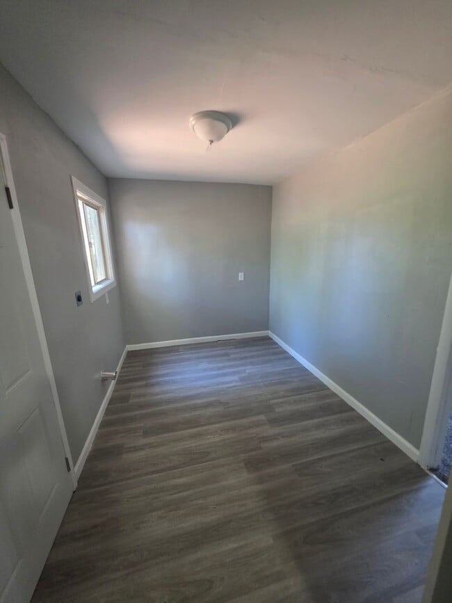 Photo - LIMITED TIME**NO APPLICATION FEE**1/2 OFF ...