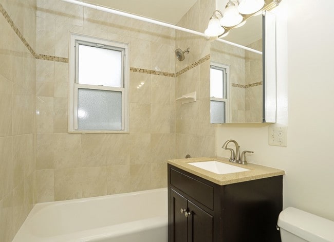 Photo - Constantine Village