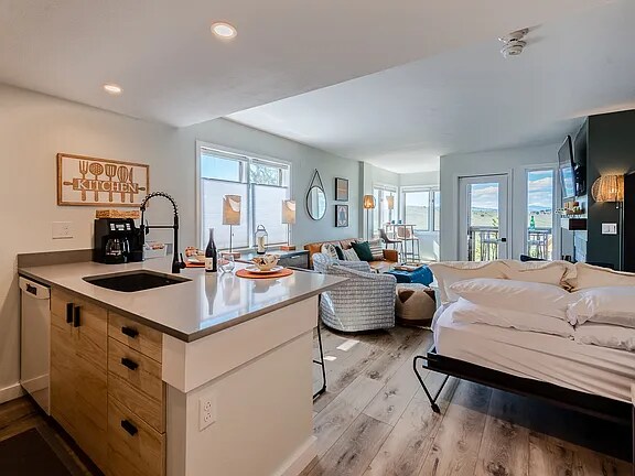 Photo - 267 Lake Dr Unit 4201