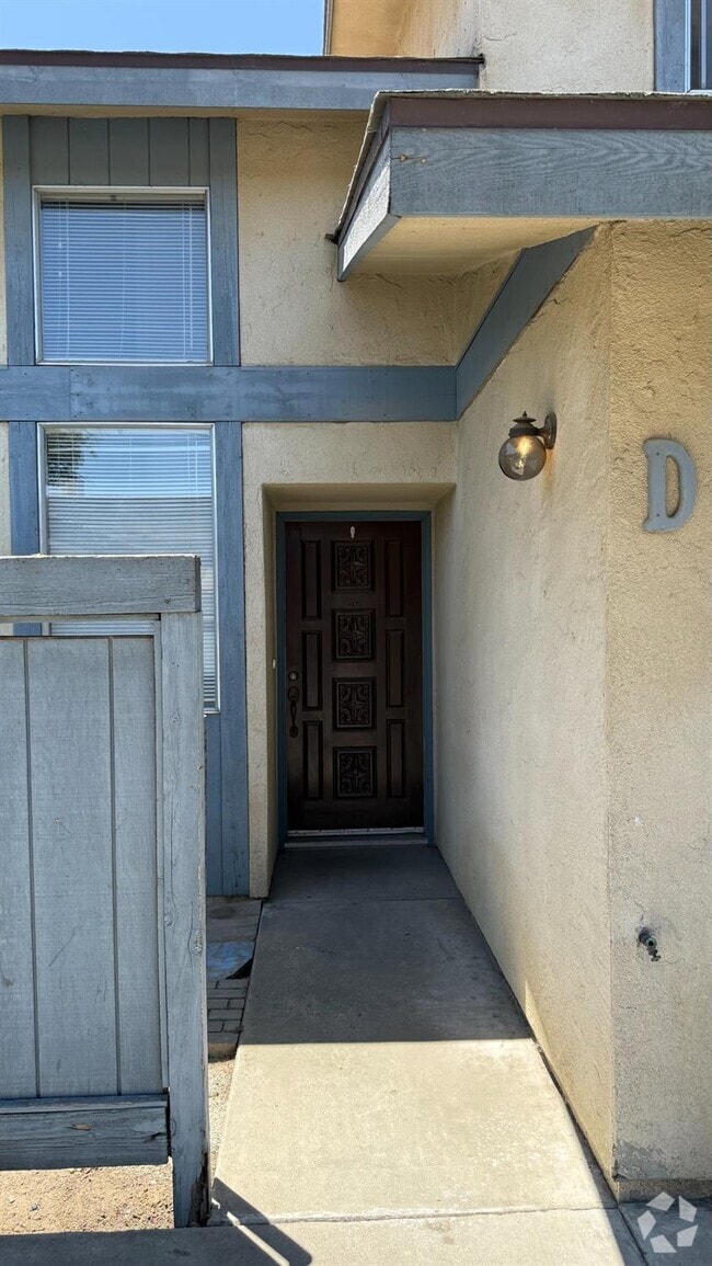 Building Photo - 40 N 19th Ave Rental
