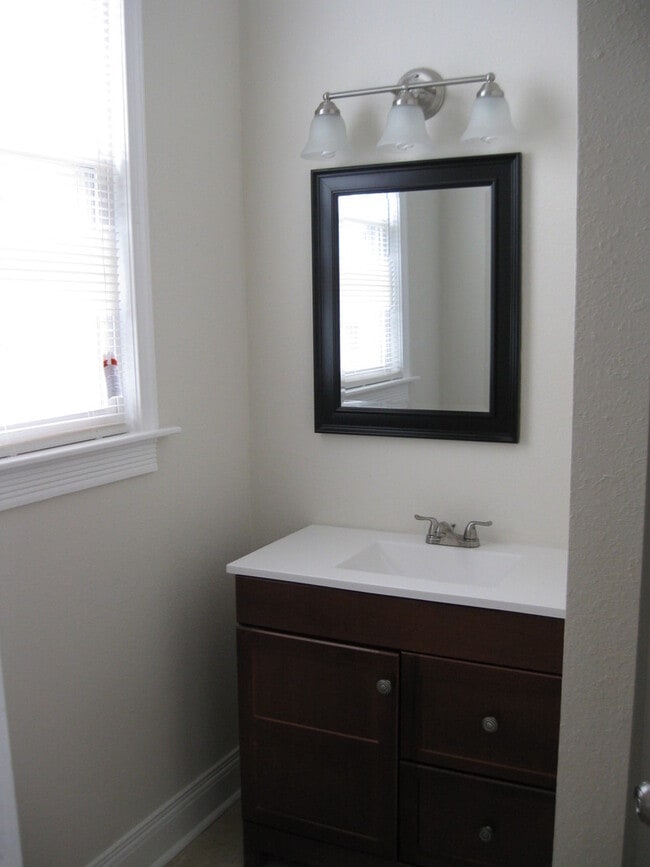 Photo - 110/112 W 34th St Unit 110 W 34th St