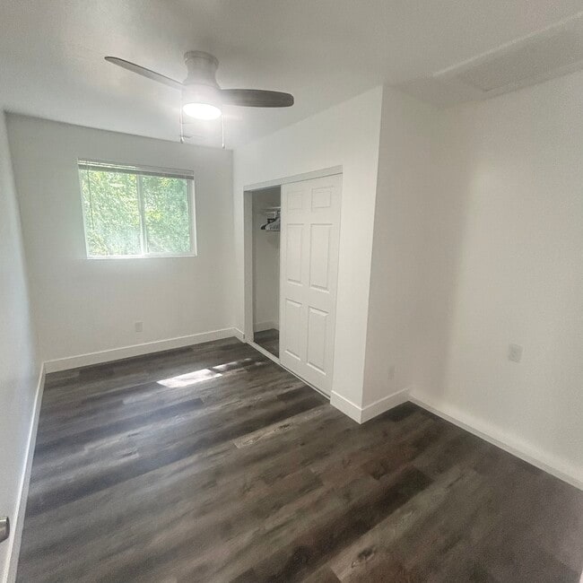 Photo - 1715 E Fort Union Blvd