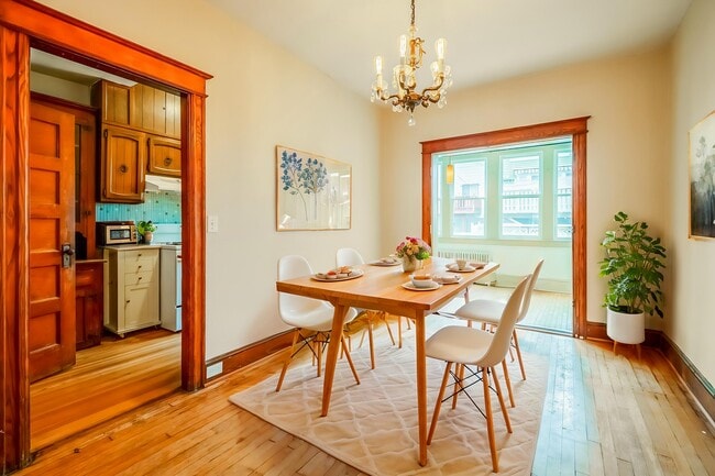 Photo - 1236 Oates St NE