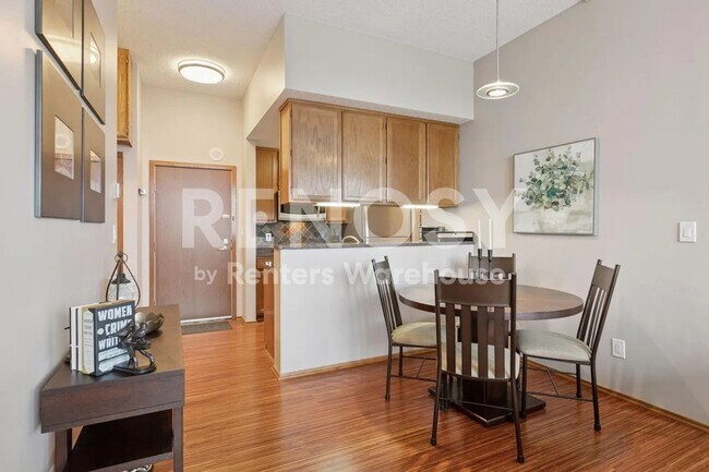 Photo - Available July 15th 2 Bedroom 2 Bath Condo in Minneapolis