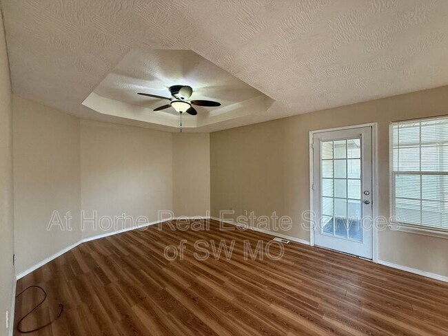 Photo - 421 Devonshire St