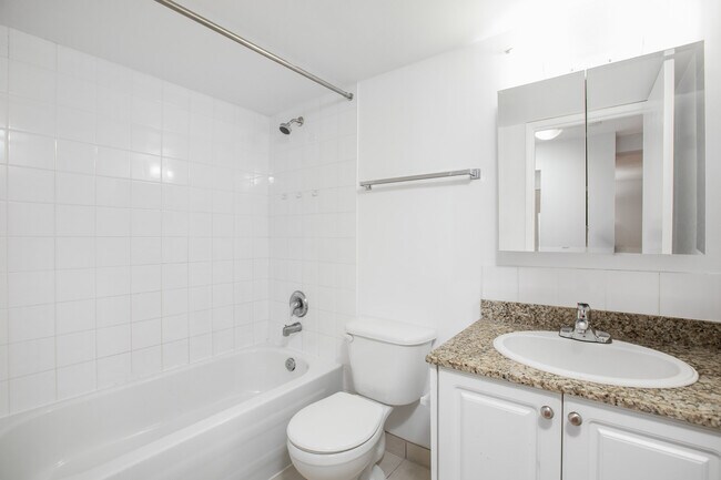 Photo - Marquis Unit 00708