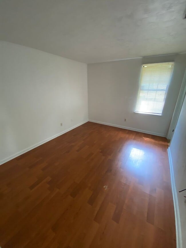 Photo - Gorgeous 3 Bedroom 2 Bathroom Single Family Home! Huge Fenced in Backyard!