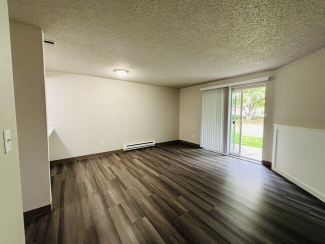 Photo - Golden Given Apartments