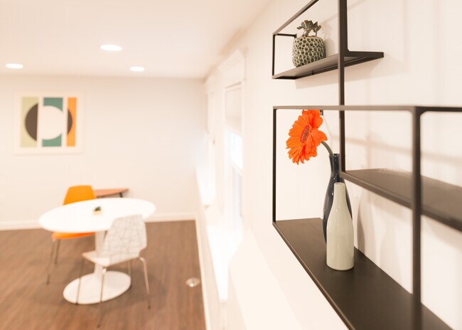 Photo - Hotel 2 Twenty One Unit 304