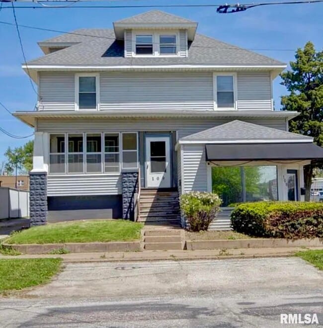 Photo - 109 2nd Ave W Apartamento