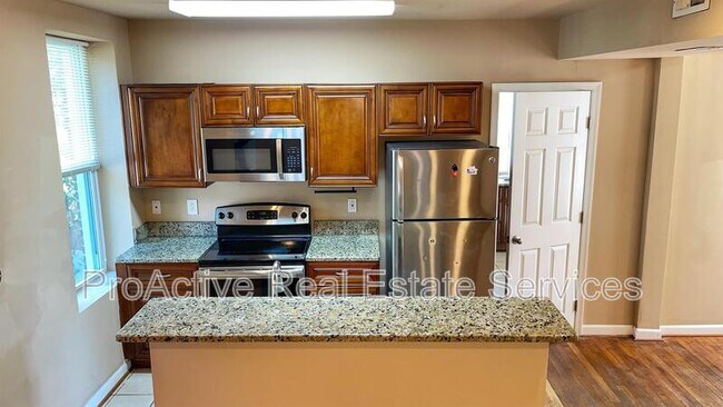 Photo - 112 W 39th St