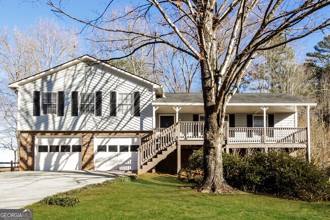 Photo - 112 Creekview Dr House
