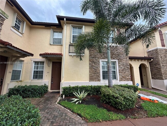 Building Photo - 3370 NE 14th Dr