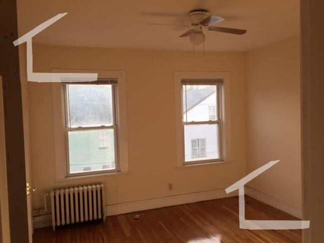 Photo - 114 Murdock St