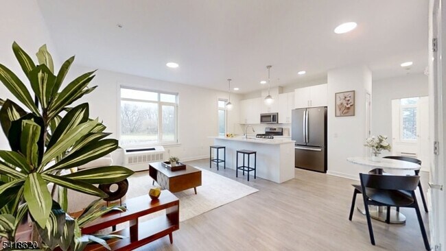 Photo - 1181 Morris Ave Unit 107