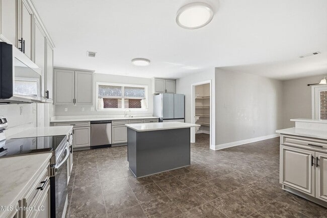 Photo - 125 Brackish Pl